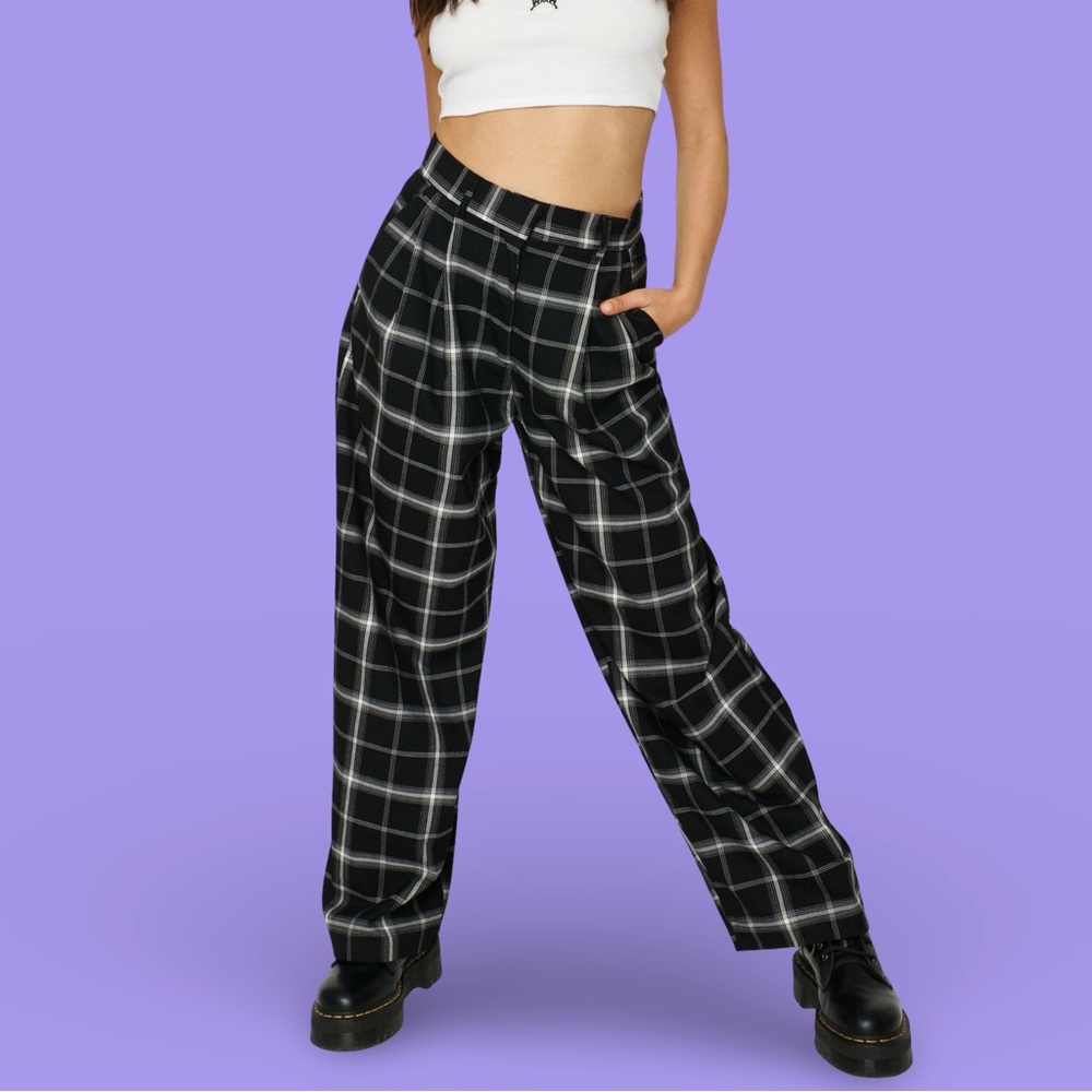 5/25$ Plaid Lidia Pleated Wide Leg Pants | Garage